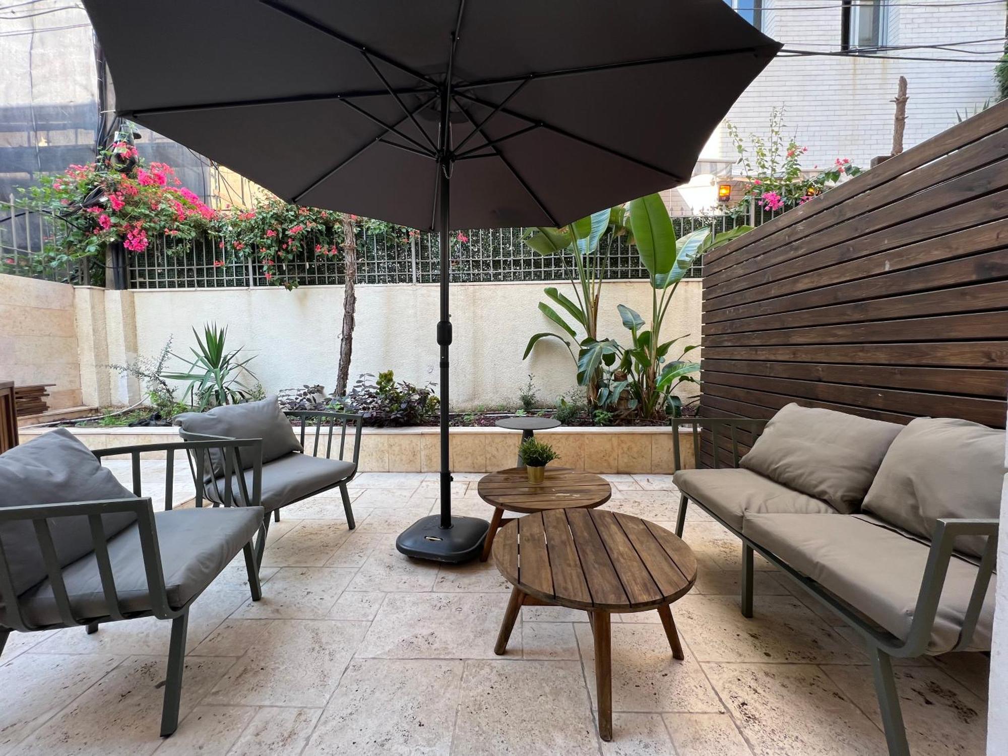 Beer Garden Hotel Tel-Aviv Extérieur photo